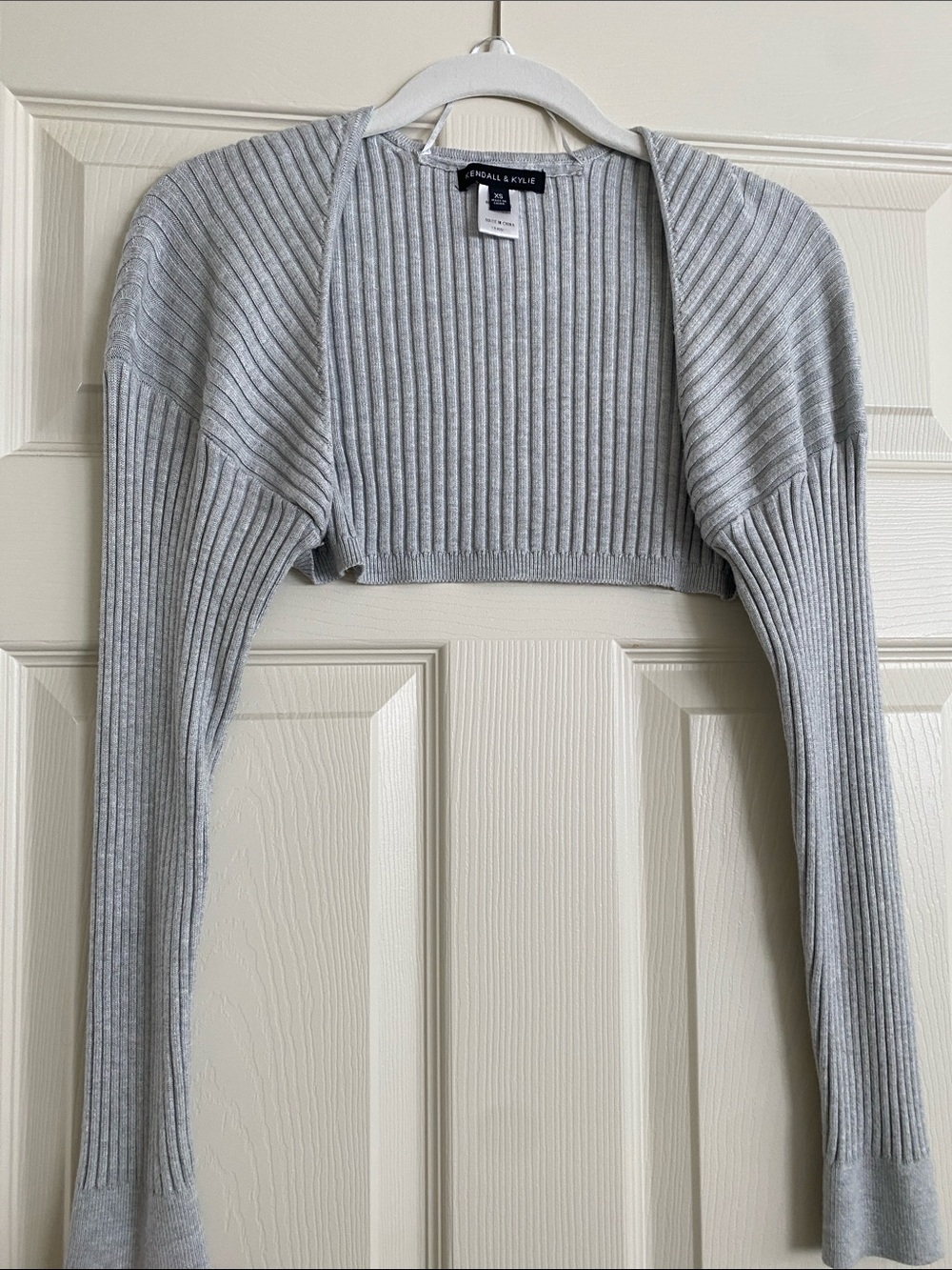 Kendall & Kylie Gray Ribbed Cropped Bolero Shrug